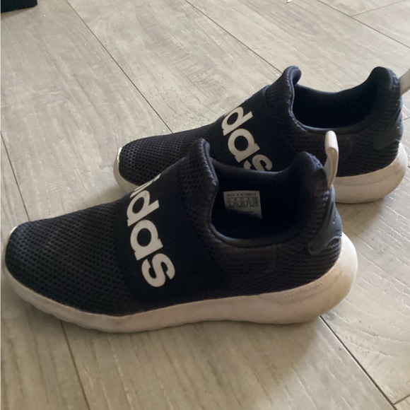 Adidas sneaker - Picture 2 of 3